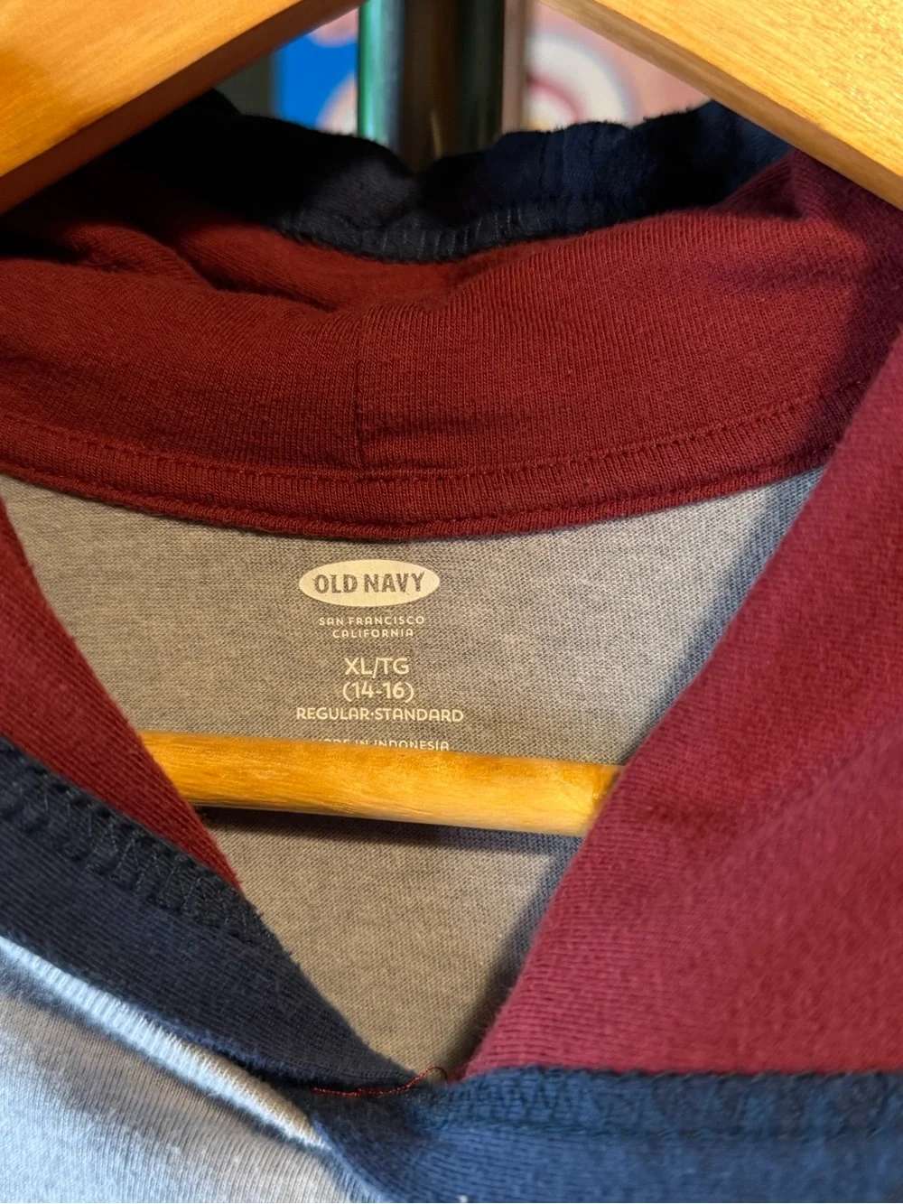 Old Navy Men's New York Athletic Hooded Long-Sleeve Tee - Gray & Navy